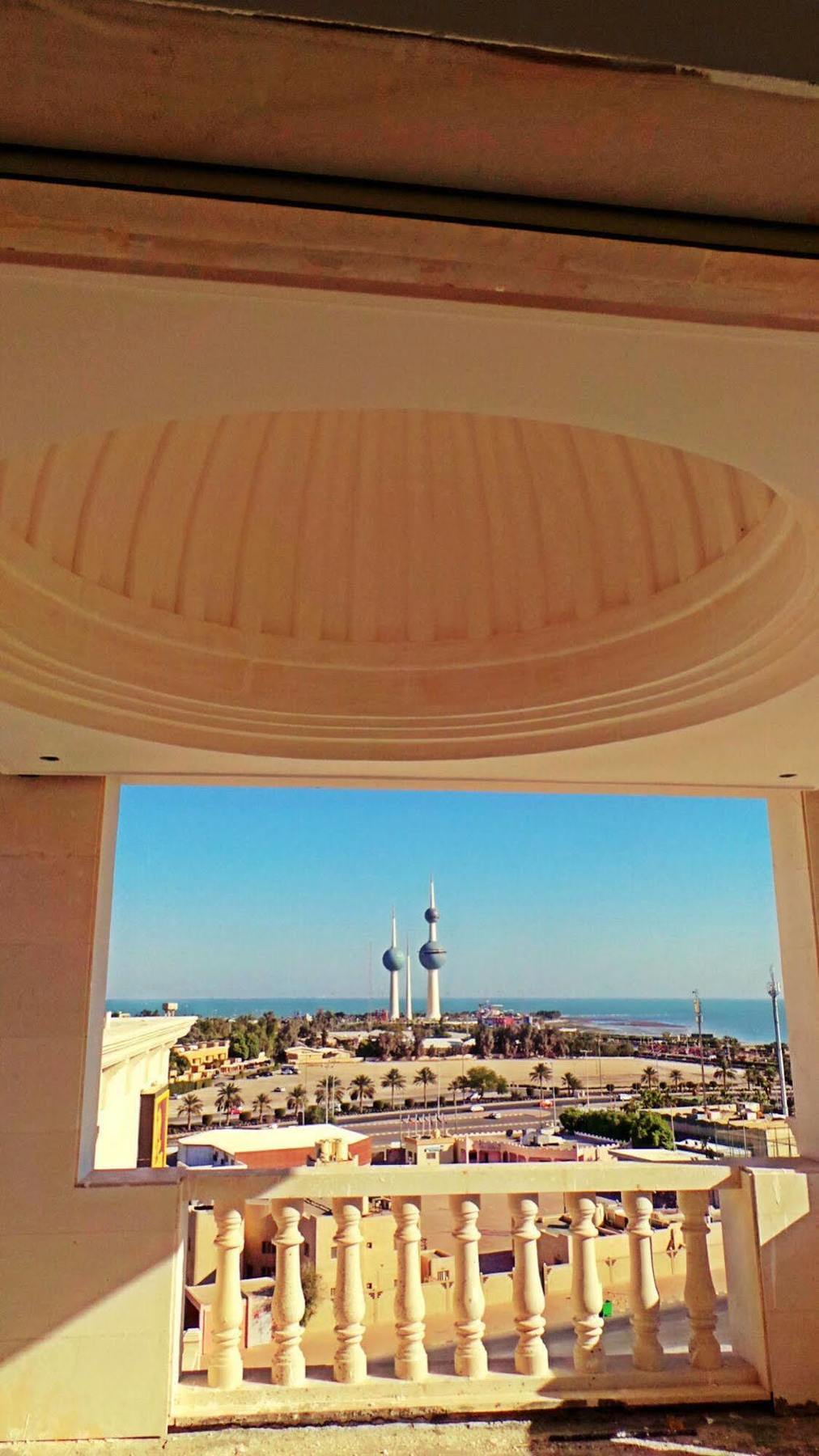Adams Hotel Kuwait City Екстер'єр фото