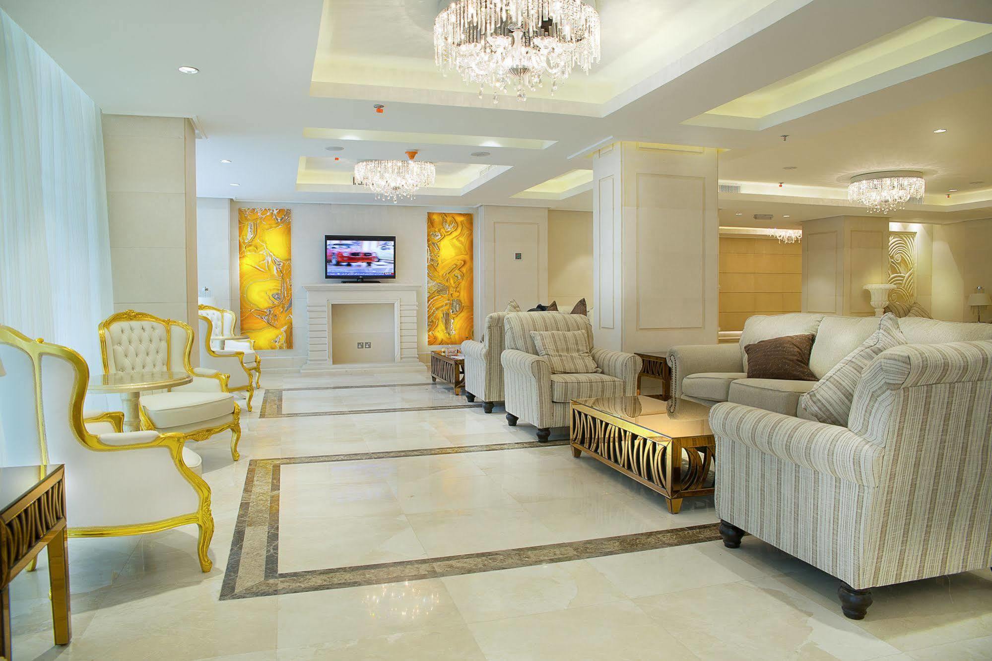 Adams Hotel Kuwait City Екстер'єр фото