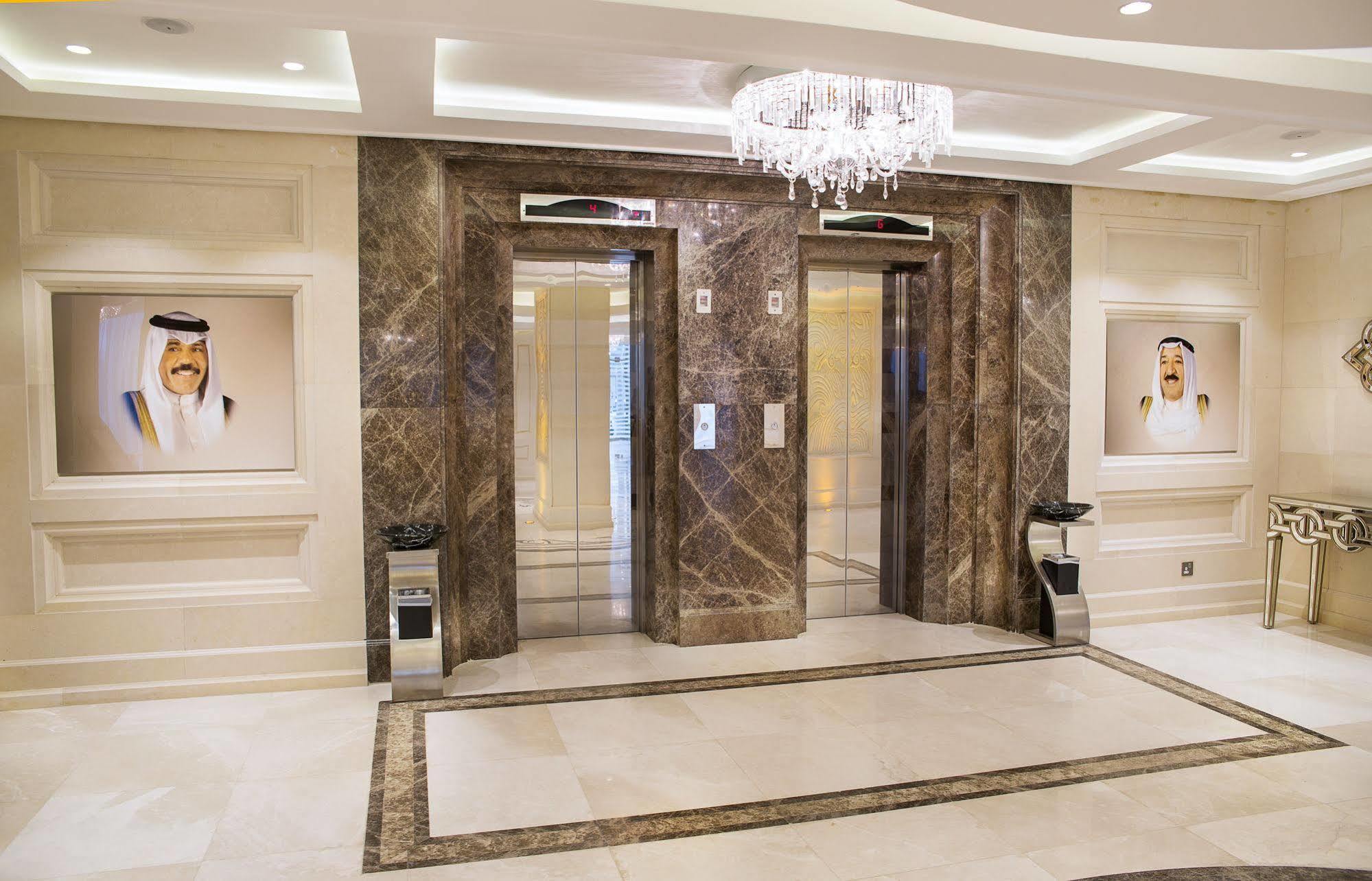 Adams Hotel Kuwait City Екстер'єр фото